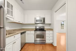 140 Field Point Rd, Greenwich, CT 06830 - Photo 5