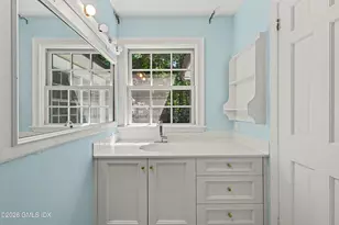 94 Londonderry Dr, Greenwich, CT 06830 - Photo 51