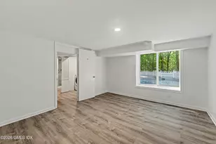 94 Londonderry Dr, Greenwich, CT 06830 - Photo 65