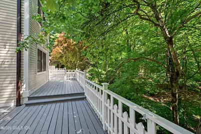 94 Londonderry Drive, Greenwich, CT 06830 - Photo 83