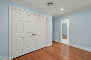 94 Londonderry Dr, Greenwich, CT 06830 - Photo 49