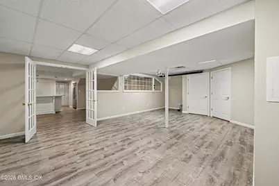 94 Londonderry Drive, Greenwich, CT 06830 - Photo 61