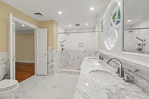 94 Londonderry Dr, Greenwich, CT 06830 - Photo 43