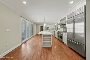 94 Londonderry Dr, Greenwich, CT 06830 - Photo 17