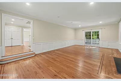 94 Londonderry Drive, Greenwich, CT 06830 - Photo 5