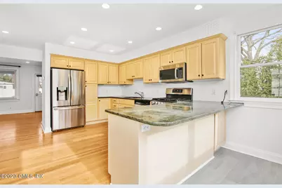 72 Orchard Street, Greenwich, CT 06807 - Photo 11