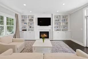 23 Riverside Ln, Greenwich, CT 06878 - Photo 9