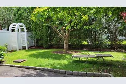 246 Milbank Avenue #C, Greenwich, CT 06830 - Photo 3