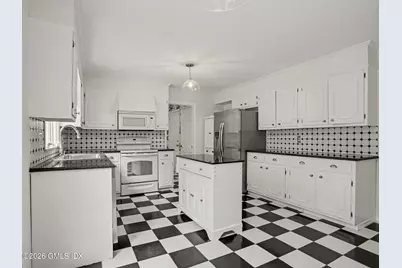 23 Copper Beech Road, Greenwich, CT 06830 - Photo 5