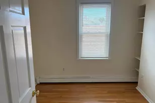 49 S Water St, Greenwich, CT 06830 - Photo 9