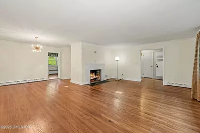 20 Meyer Place, Greenwich, CT 06878 - Photo 3