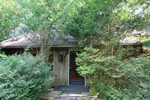 1365 King St, Greenwich, CT 06831 - Photo 3
