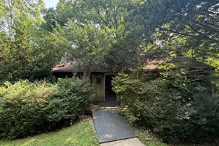 1365 King St, Greenwich, CT 06831 - Photo 1