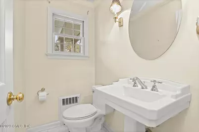 16 Intervale Place, Greenwich, CT 06830 - Photo 13
