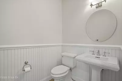 25 Decatur Street #B, Greenwich, CT 06807 - Photo 11