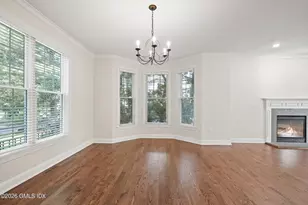 25 Decatur St, Greenwich, CT 06807 - Photo 7