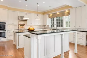 174 Round Hill Rd, Greenwich, CT 06831 - Photo 9