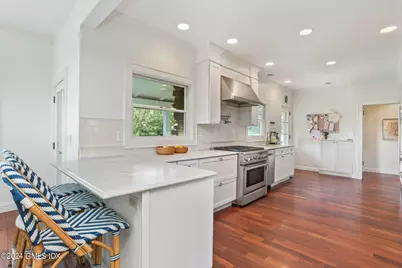 2 Quintard Avenue, Old Greenwich, CT 06870 - Photo 19