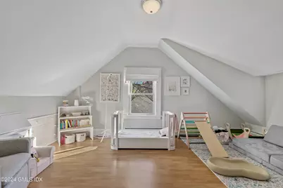 91 Prospect Street #B (upstairs), Greenwich, CT 06830 - Photo 11