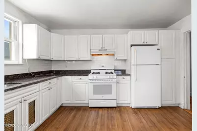 11 Columbus Avenue, Greenwich, CT 06830 - Photo 17