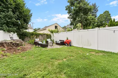 9 Columbus Avenue, Greenwich, CT 06830 - Photo 21