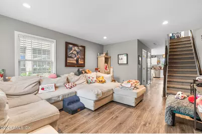 9 Columbus Avenue, Greenwich, CT 06830 - Photo 5
