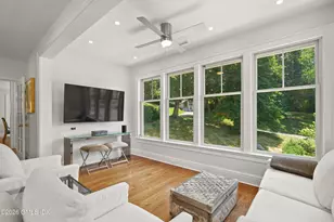 31 Meadow Wood Dr, Greenwich, CT 06830 - Photo 13