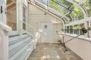 14 Grove Ln, Greenwich, CT 06831 - Photo 19