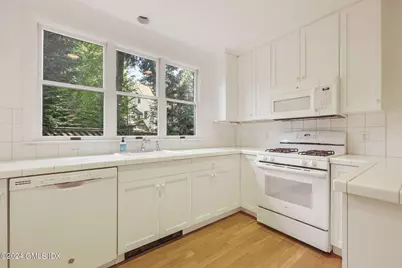 14 Grove Lane, Greenwich, CT 06831 - Photo 13