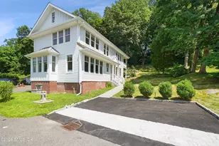 31 Meadow Wood Dr, Greenwich, CT 06830 - Photo 27