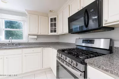 18 Sherman Avenue, Greenwich, CT 06830 - Photo 5