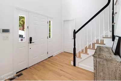 31 N Hawthorne Street, Greenwich, CT 06831 - Photo 5
