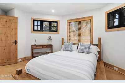 546 Lake Avenue, Greenwich, CT 06830 - Photo 29
