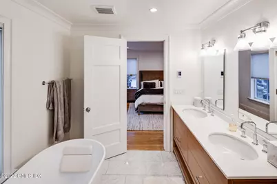 25 Woodland Drive #B, Greenwich, CT 06830 - Photo 13