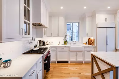 25 Woodland Drive #B, Greenwich, CT 06830 - Photo 7