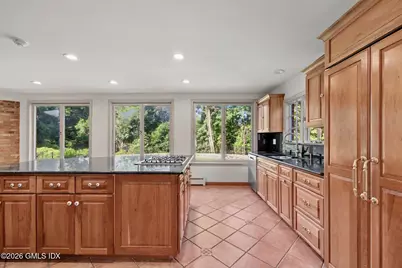42 Oak Street, Greenwich, CT 06831 - Photo 19