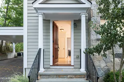 41 Harold Street #B, Greenwich, CT 06807 - Photo 3