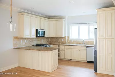 41 Harold Street #B, Greenwich, CT 06807 - Photo 5