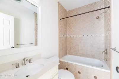41 Harold Street #B, Greenwich, CT 06807 - Photo 15
