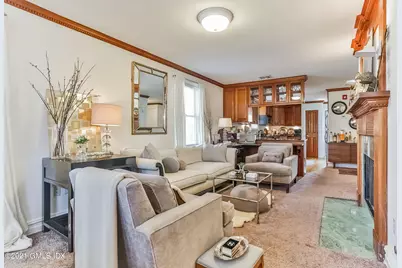 12 Lexington Avenue #2, Greenwich, CT 06830 - Photo 5