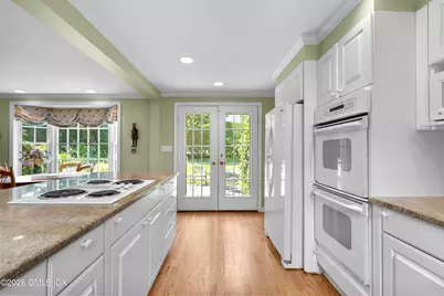 13 Hidden Brook Road, Greenwich, CT 06878 - Photo 11