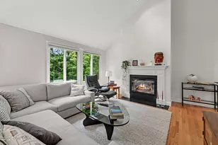 36 E Lyon Farm Dr, Greenwich, CT 06831 - Photo 9