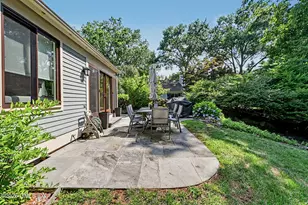 36 E Lyon Farm Dr, Greenwich, CT 06831 - Photo 17