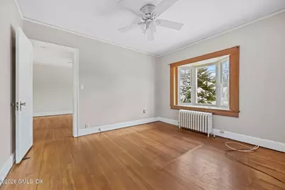 23 Thornhill Road #1st Floor, Greenwich, CT 06878 - Photo 5
