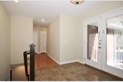 16 Fado Lane, Greenwich, CT 06807 - Photo 3