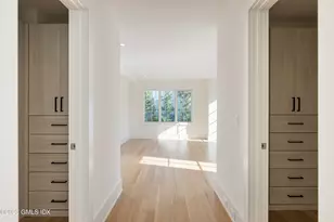 189 Davis Ave, Greenwich, CT 06830 - Photo 13