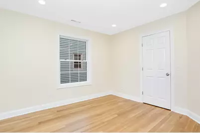 81 Cos Cob Avenue #B, Greenwich, CT 06807 - Photo 11