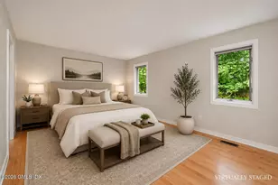 453 E Putnam Ave, Greenwich, CT 06807 - Photo 13