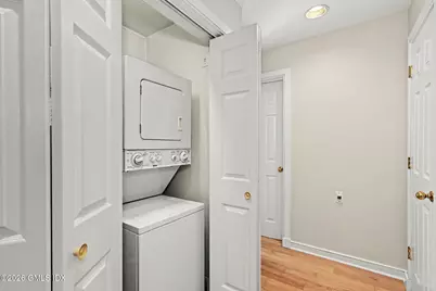 453 E Putnam Avenue #4G, Greenwich, CT 06807 - Photo 11