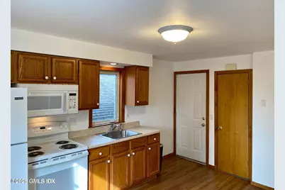 24 Saint Roch Avenue #2, Greenwich, CT 06830 - Photo 5